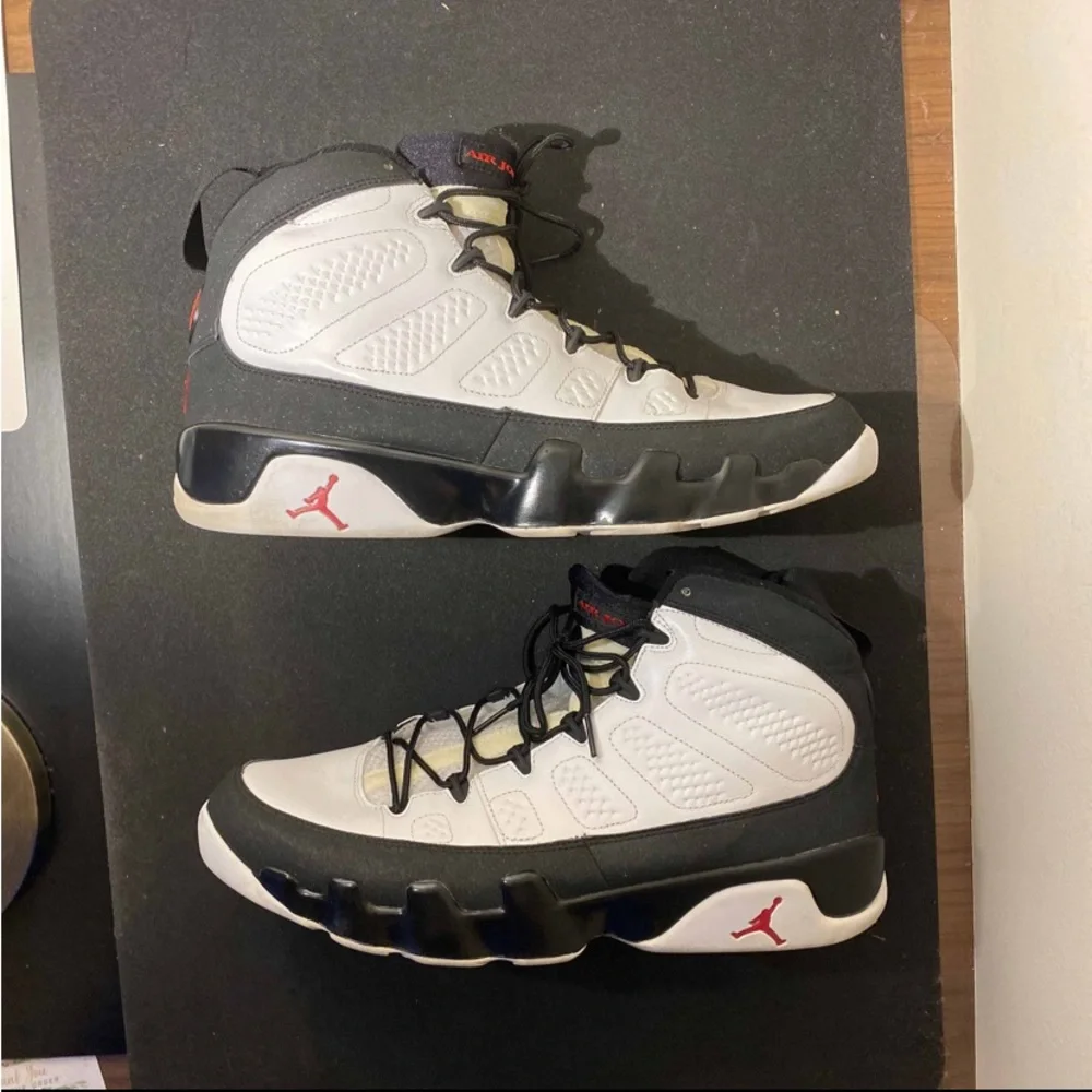 Jordan Retro 9 Space Jam OG_5